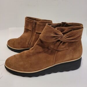 Clarks Sharon Salon Dark Tan Suede Bow Ankle Boots Wedge Boots 261473714085 11M